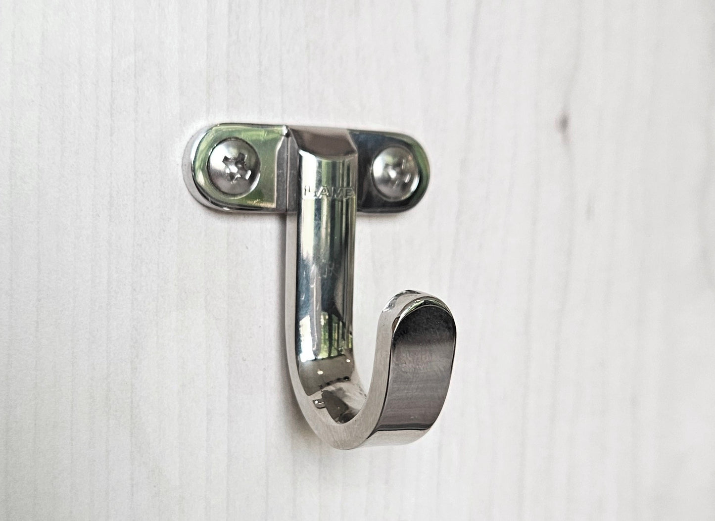 High-quality stainless steel wall hook, made of solid stainless steel, 45 mm (1.8"), KB-H-35. Stainless steel wall hook for humid environments, outdoor use, shipbuilding, and much more, from Sugatsune / LAMP® (Japan)