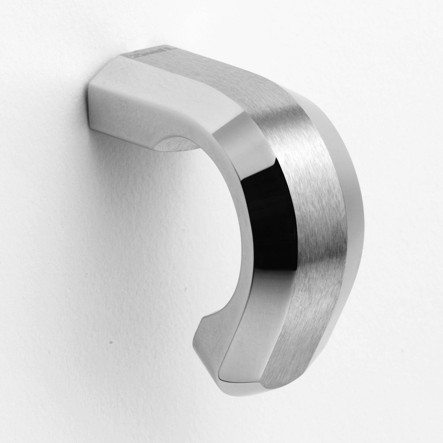ZweiL® stainless steel furniture knob, 36 mm (1.5") ZL-1902. Furniture knob made of the finest V4A (SUS316) stainless steel for exclusive interior design and high-quality furnishings by Sugatsune / LAMP® (Japan)