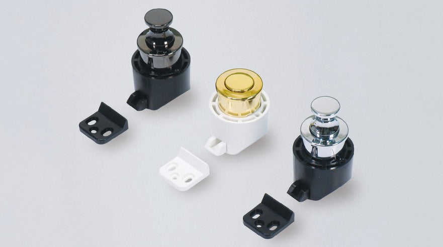 High-quality snap fastener with handle function, made of zinc alloy, surface: gold-colored, glossy polished, PKL-08/GA and PKLW. Solid snap fastener for caravans, yachts, and much more, from Sugatsune / LAMP® (Japan).