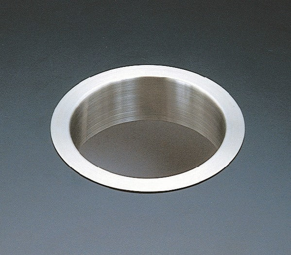 Hochwertiger runder Mülldurchwurf, aus rostfreiem Edelstahl, Oberfläche: satiniert matt, 82 mm (3,3″), Ausführung: flach, AN-LH005-HL. Edelstahlmülldurchwurf, für Systemgastronomie, Ladenbau, Catering und viel mehr, von Sugatsune / LAMP® (Japan)