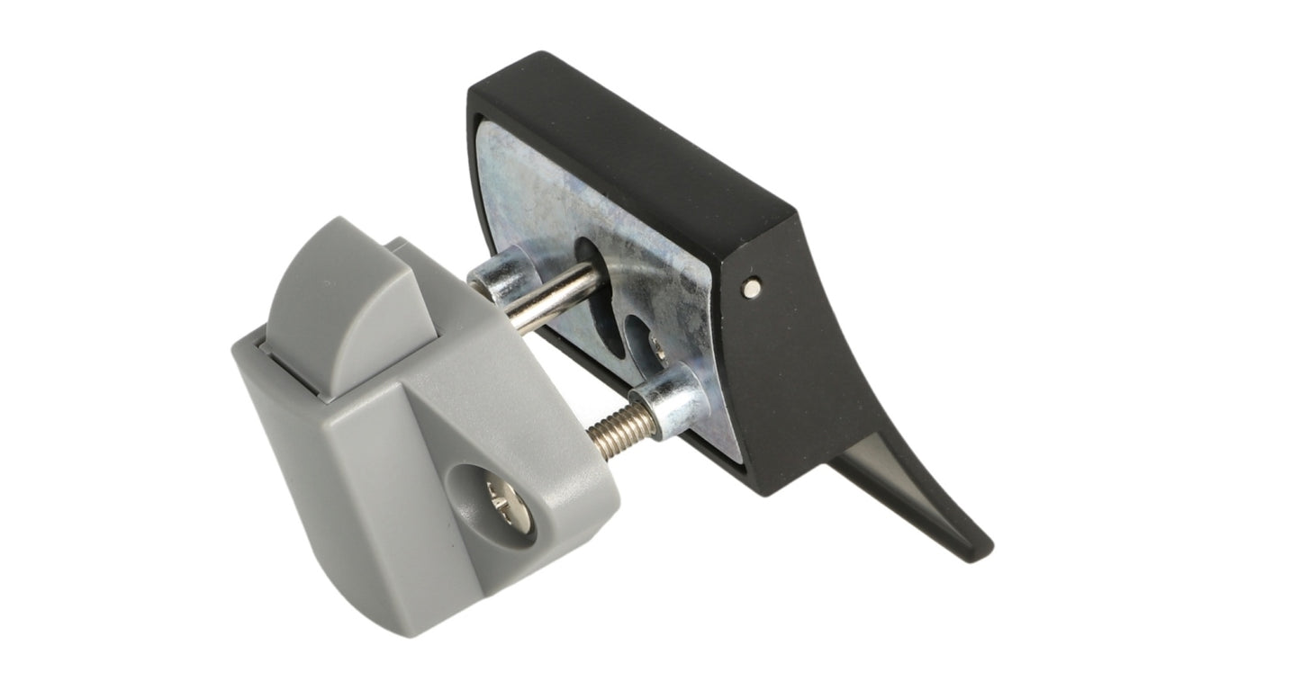 Robust snap lock with lifting handle, made of Zamak, surface: black, design: square, 14.03.076-0. Lifting handle with self-locking lock and soft-close for caravans, yachts, and much more, from SISO Denmark