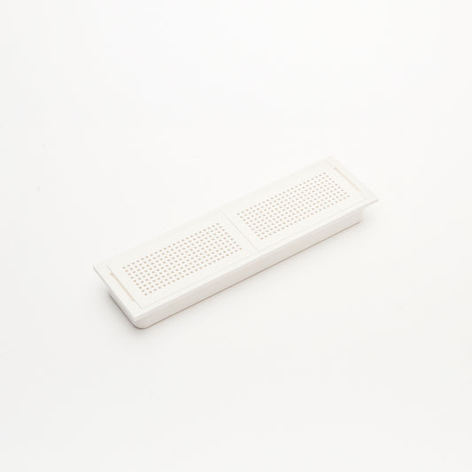Grille de ventilation avec entrée de câble APK-KHA152P-WT, de Sugatsune / LAMP (Japon)